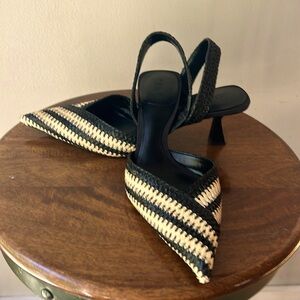 Zara black and tan kitten heels